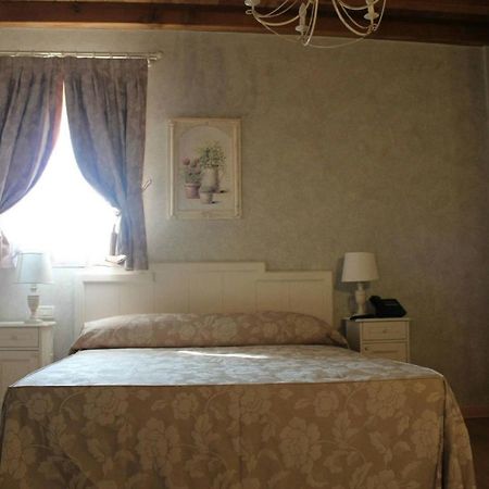 פוזולנגו Relais Mondotella מראה חיצוני תמונה